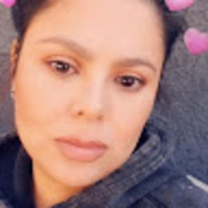 Meet your Posher, Adriana